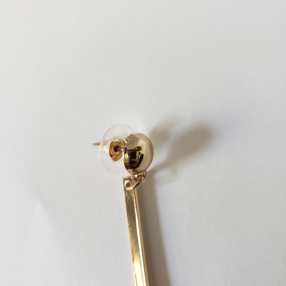 Bohemian wood and gold dangle earrings - Picture 6 of 8